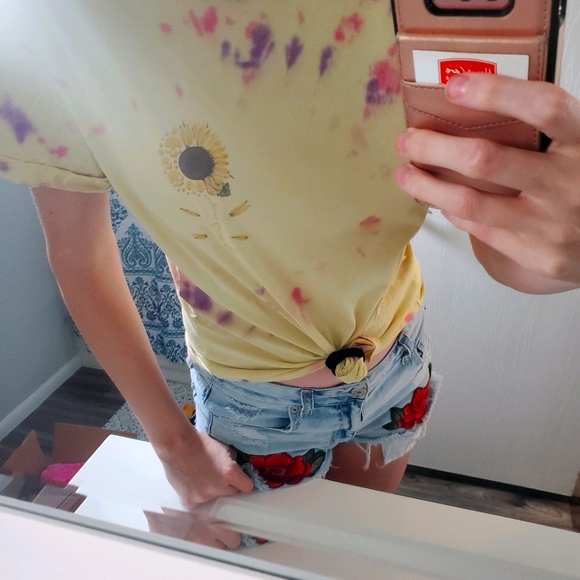 Custom Tee - Picture 2 of 4